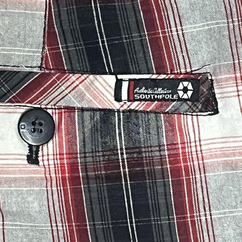 Y2K Southpole Mens Size 32 (Fits 31) Red White Plaid Baggy Shorts - Picture 4 of 7